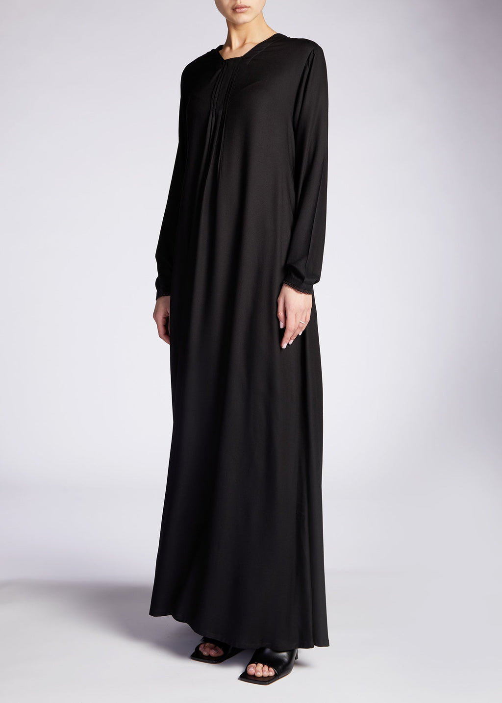 Black Sea Abaya Black