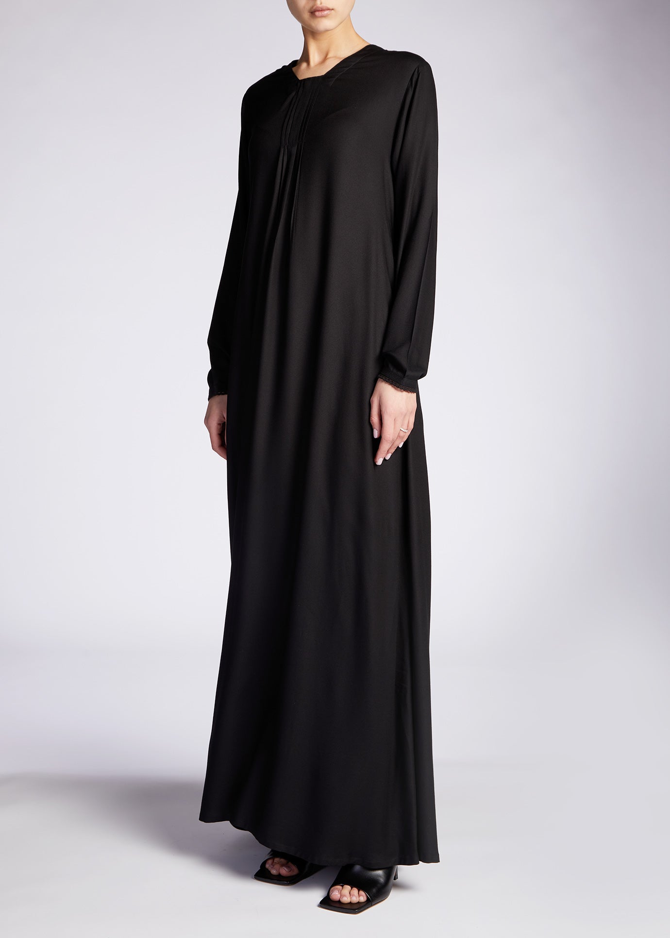 Black Sea Abaya Black