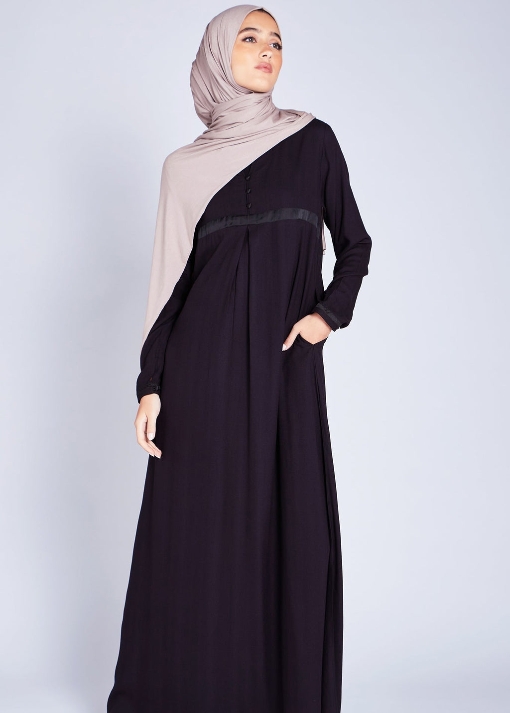 Oolong Abaya Black