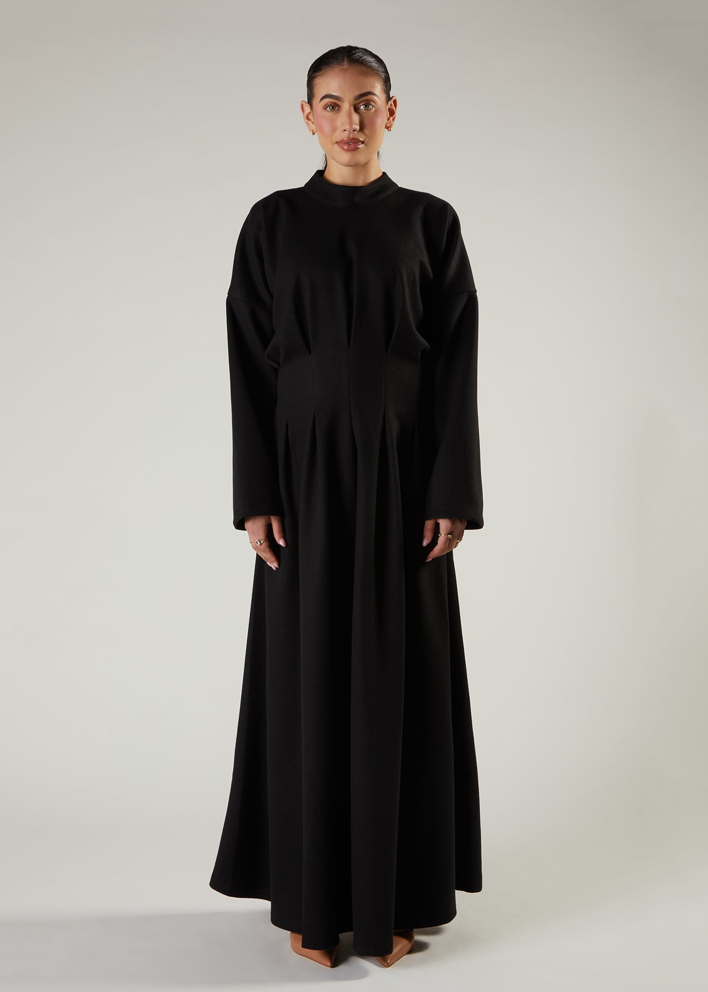 Shutter Pleat Abaya Black
